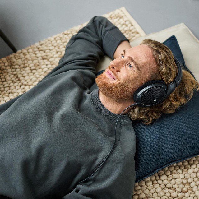 Sennheiser HD 560 S