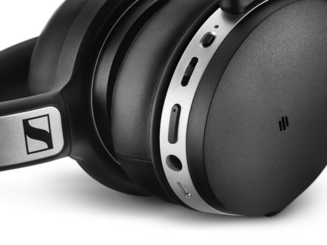 ��������� ��������� Sennheiser HD4.50 BTNC
