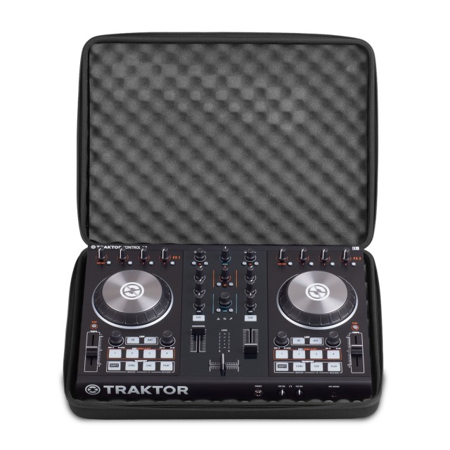 UDG Creator Controller Hardcase Medium Black MK2