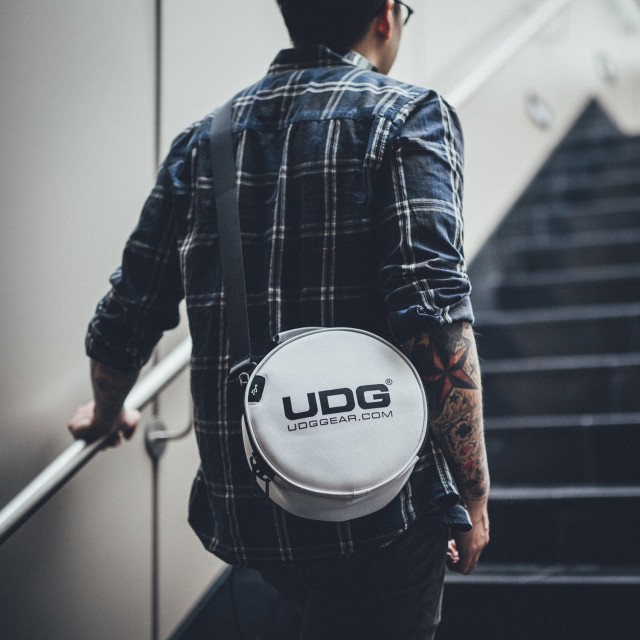 UDG Ultimate DIGI Headphone Bag White