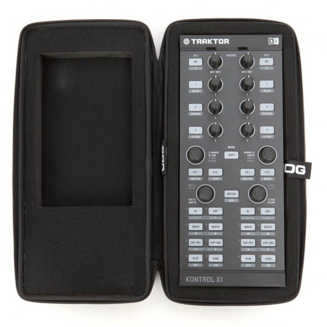 UDG Creator NI Traktor Kontrol S8 Hardcase Black