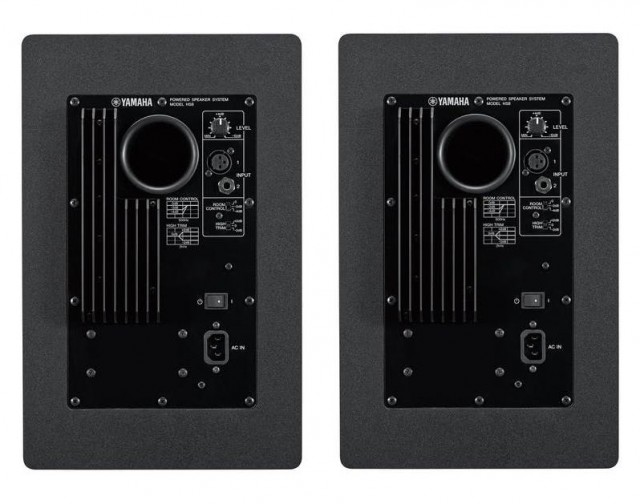 ��������� ������� Yamaha HS8MP