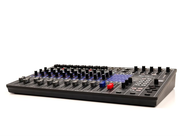 Zoom LiveTrak L12next